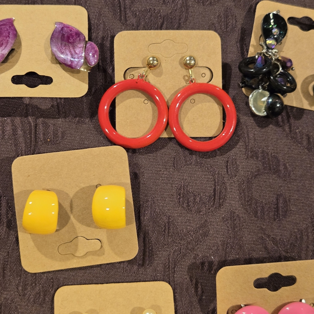 Colorful Clip On Earring Lot. 20 Pairs. - Picture 7 of 8